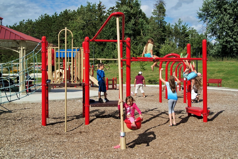 戶外游樂場(chǎng)非標(biāo)定制設(shè)備九